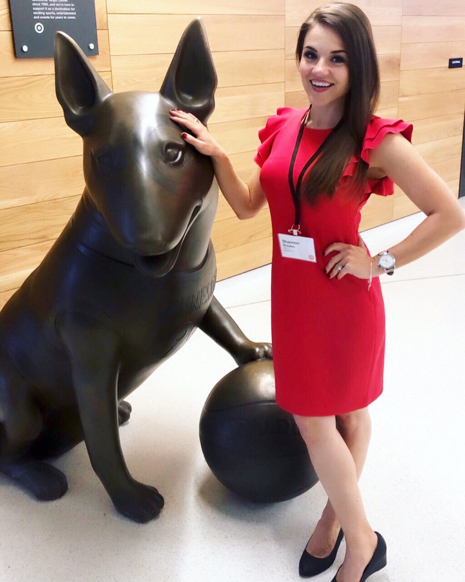 #MBA 👩🏻‍🎓 Officially received my Masters in Business Administration with an emphasis in Human Resource Management. Thank you Bullseye (<a href="/TargetCareers/">Target Careers</a>) for supporting this endeavor 100%— one of the many perks to #worksomewhereyoulove ☺️ Ask me how! #targetcareers #neverstopevolving