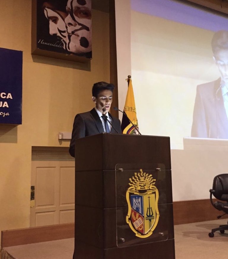 utpl's tweet photo. 🙋🏻♀️🙋🏻♂️ #LiderazgoEstudiantil
Pedro Nicolás Peralta, estudiante de #DerechoUTPL, es posesionado como nuevo presidente de nuestra Federación de Estudiantes #FEUTPL para el periodo 2020. https://t.co/mM3emE0yy8