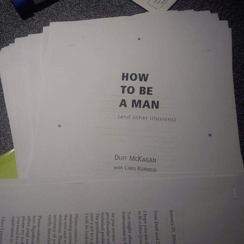 DuffMckaganArg's tweet photo. Último borrador de How To Be A Man segundo libro editado por Duff publicado el 12/05/2015 por la editorial Da Capos Press
📷 By Duff
#duffmckagan #howtobeaman #htbam #writer #bestseller https://t.co/gIxpiSuyPJ
