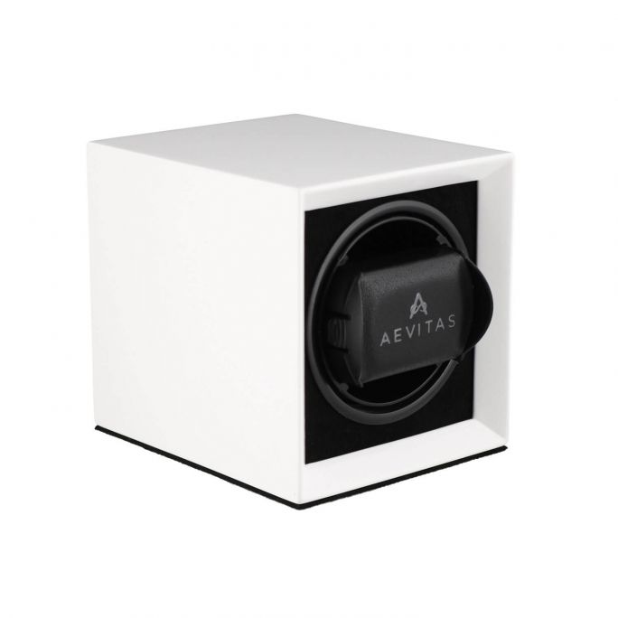 WatchWindersUK's tweet photo. Single #WatchWinder in White Piano Lacquered finish by Aevitas https://t.co/69wJIjDEfh https://t.co/UGgEUH8jvp