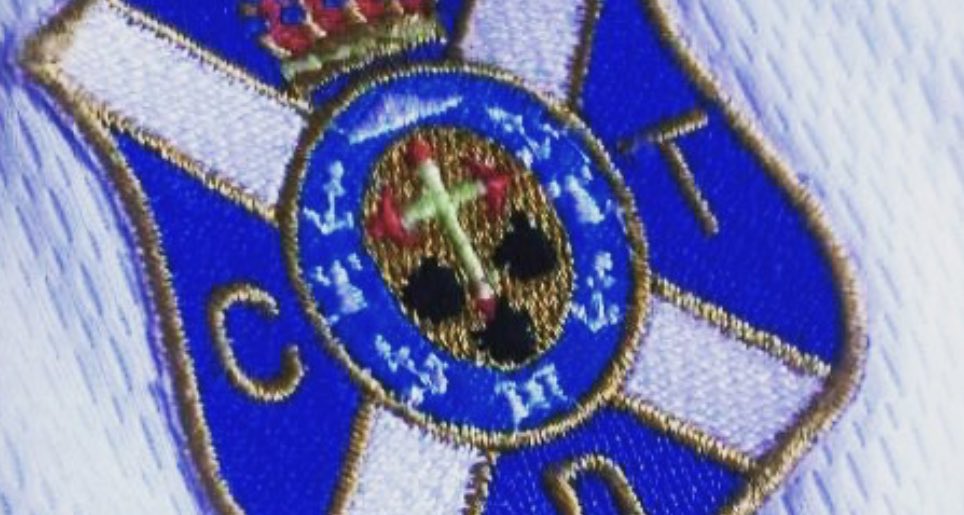 Una noche para la historia.

No somos cuartofinalistas de la Copa del Rey. Pero somos el Club Deportivo Tenerife. Orgullosos de tu esfuerzo. Hoy más que nunca.