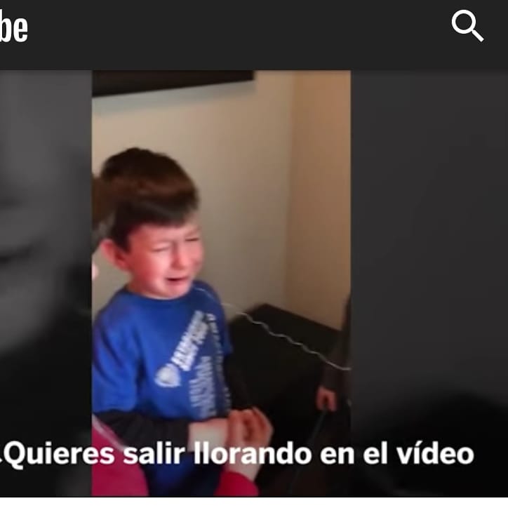 YolandaCuAy's tweet photo. Pero ¿no se puede respetar el proceso de caida del diente?
¿Es necesario hacer o pasar por esto?
Observar como se pisotean sus emociones y chantajea con el objetivo de ganar al niño.
Observad la decisión de su hermano...y que a pesar de ...
#Educarcon🧡
https://t.co/lkhnHTTxAd https://t.co/B6cxfpibDC