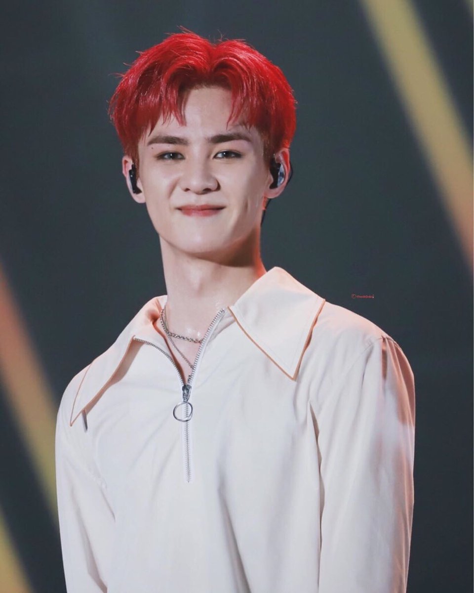 multistanmess's tweet photo. fuck it. qian kun as kim junmyeon 

a thread https://t.co/p0r0HcUpik
