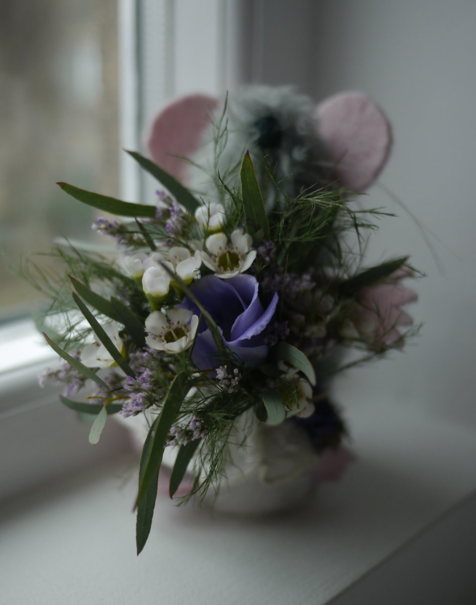 Where Bees Meet - Wedding Florist tweet media
