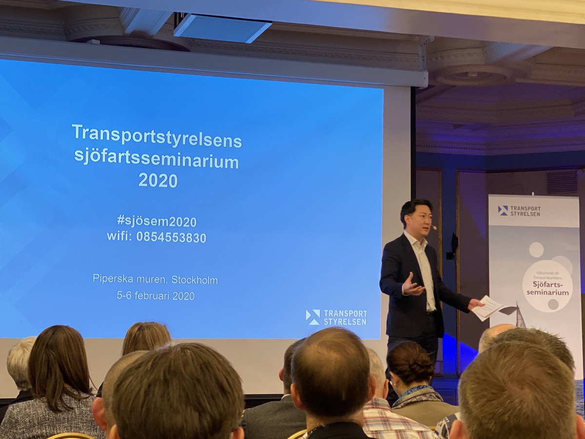 ”Från regeringens sida är vi fast beslutna att vi vill se en större överförflyttning från väg till sjöfart, för klimatets skull och för att det underlättar transportmöjligheterna” säger statssekreterare Mattias Landgren under <a href="/TS_Nyheter/">Transportstyrelsen</a> #sjösem2020 #sjöfart