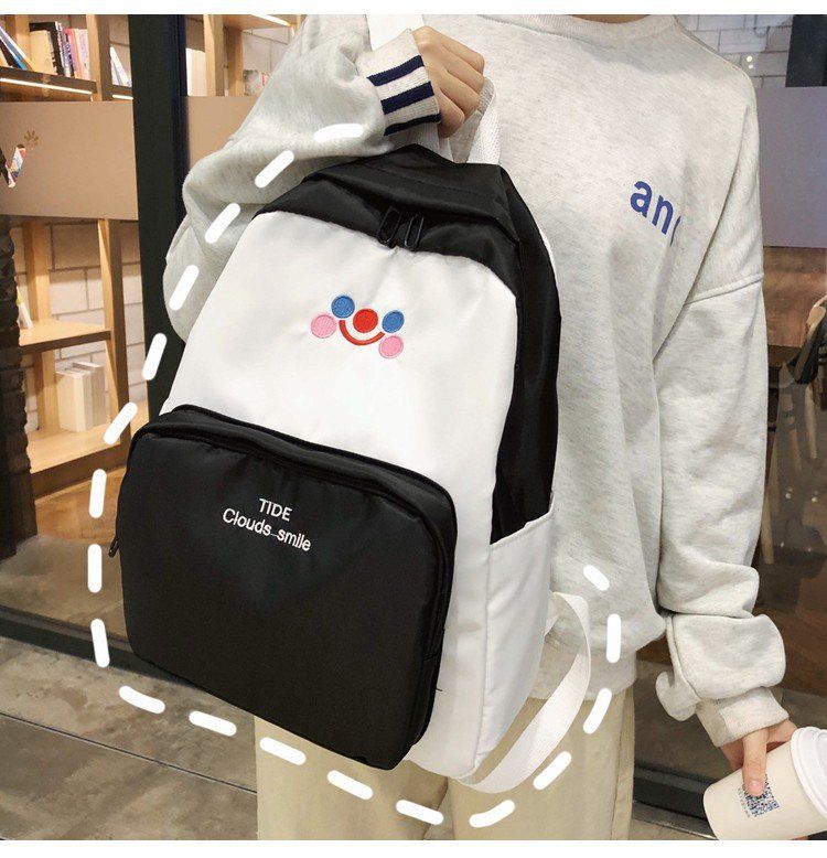 FanyiShop's tweet photo. Smile backpack 🙂💙
ราคา 390 บาท #พร้อมส่ง #ส่งฟรีลงทะเบียน
ลายปักหน้ายิ้มสีสันสดใส น่ารักแบบไม่ต้องเยอะ มากับเนื้อผ้าไนล่อนลื่นๆ สามารถใส่ชุดไปเที่ยวได้หลายวัน  👍👍👍💘
#fanyishop #กระเป๋าสะพายข้าง #กระเป๋าสะพาย #กระเป๋าหนัง #กระเป๋า #พื้นที่ขายของ #พื้นที่โปร #รีฟอลฟรี https://t.co/M3fk4n1mIK