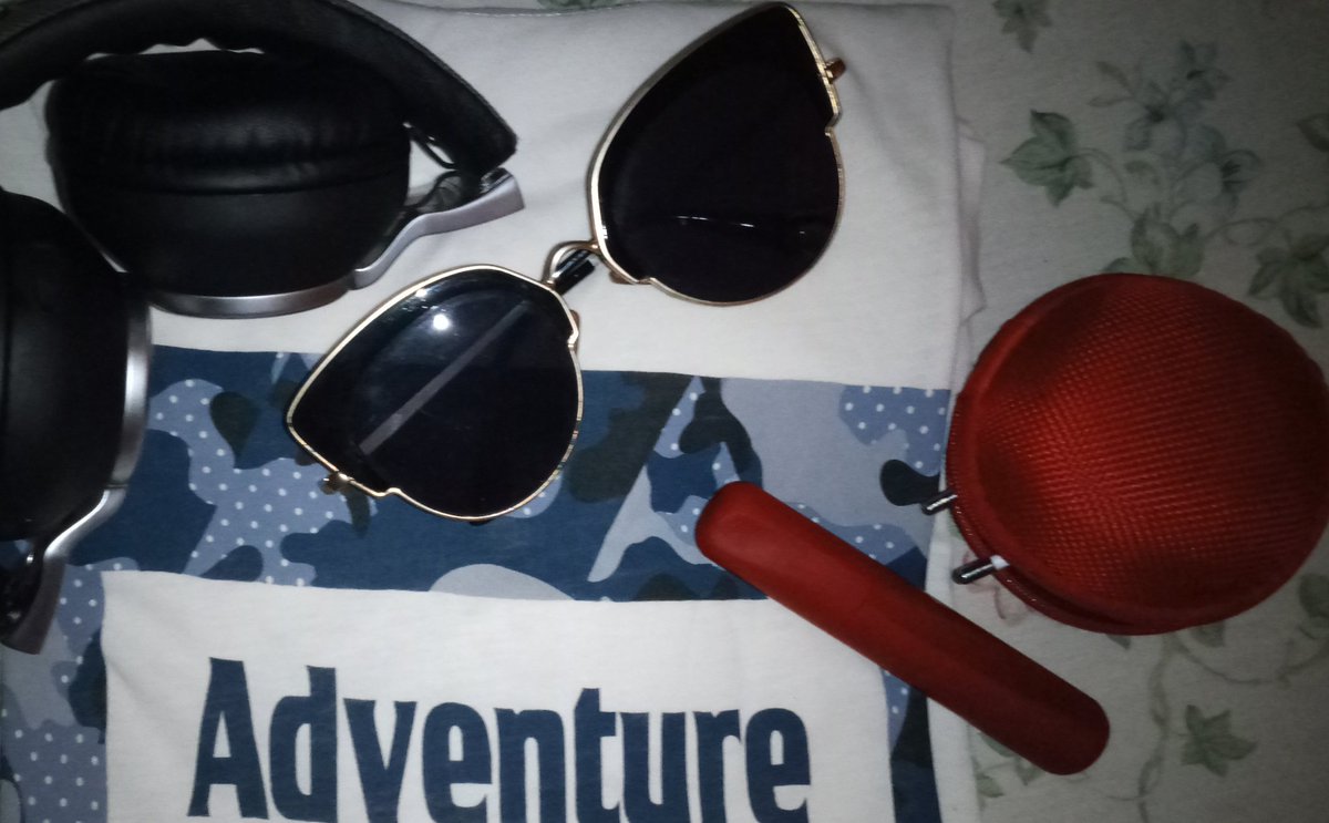 Kuna time nilitenda mema nguvu za kwenda zangu zikanishinda 🤭 vile zilirudi nilijipata nikitanga tangaa 😉😉