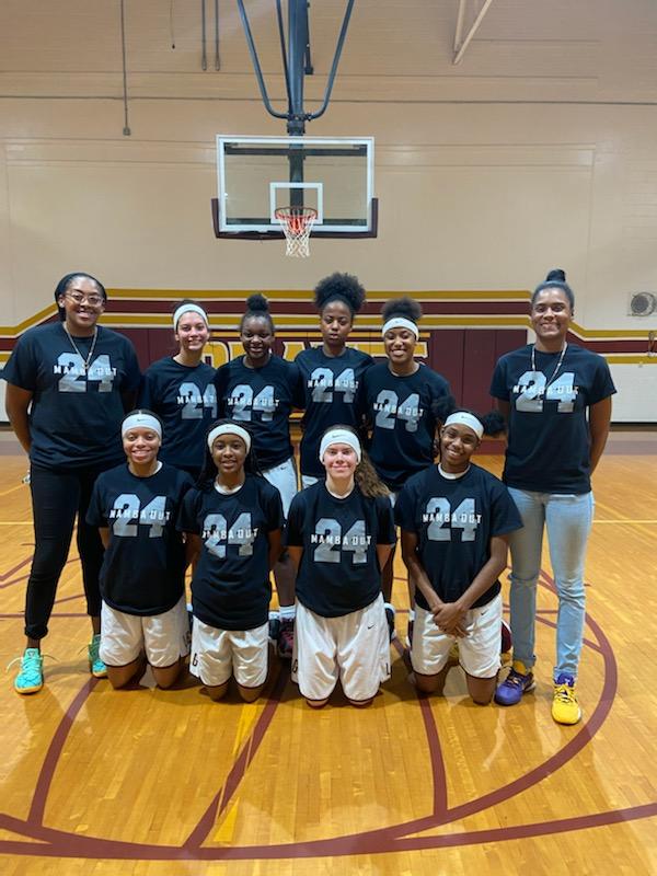 NAUGHTSGBB's tweet photo. #MambaOut #MambaForever #KobeTribute #kobecrash #Gigi #John #Keri #Christina #Ara #Alyssa #Sarah #Payton https://t.co/dp4sYkYSI5