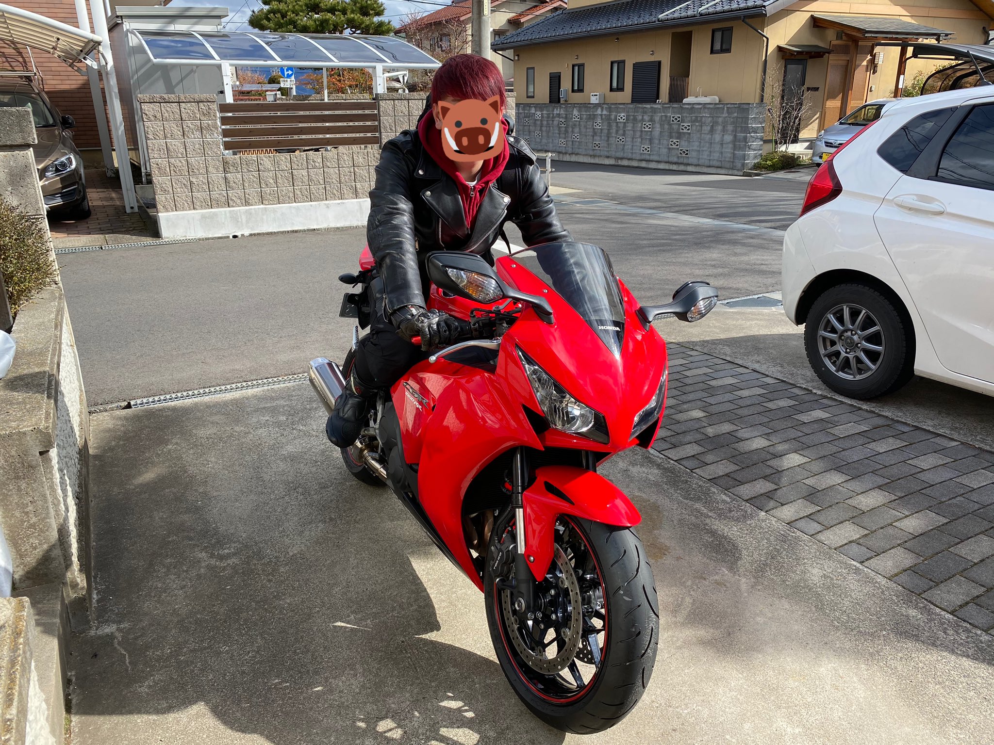 れい Cbr1000rr Cbr1000rr Sc59 後期 納車されました 初のリッターssで少し怖いですが 大切に乗ろうと思います よろしくお願いします Honda Cbr1000rr Sc59 T Co Xfrkmp1on2 Twitter