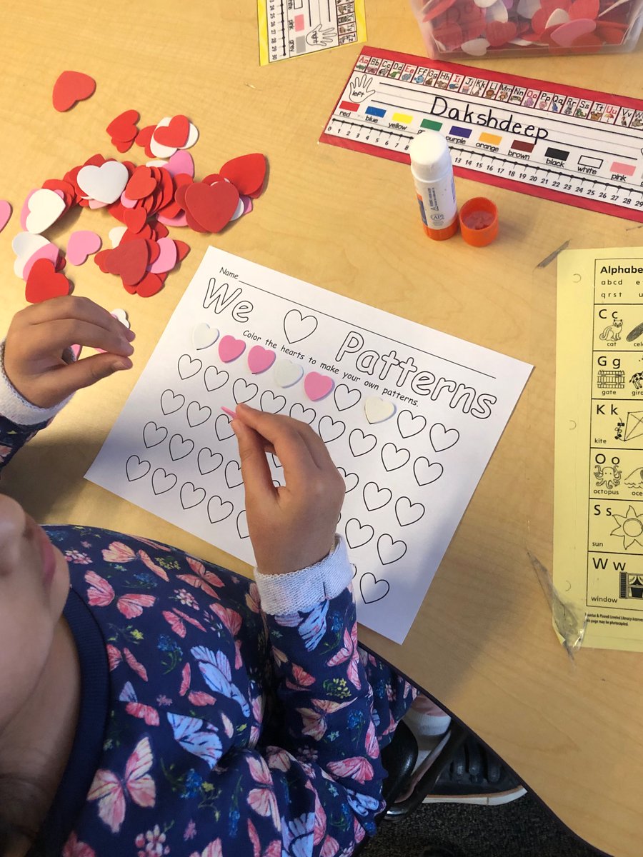 KirchnerKinders's tweet photo. We kicked off our Valentine’s Day Centers this week! #gradeone #bissetschool #literacycenters #mathcenters https://t.co/muYnT2O10G