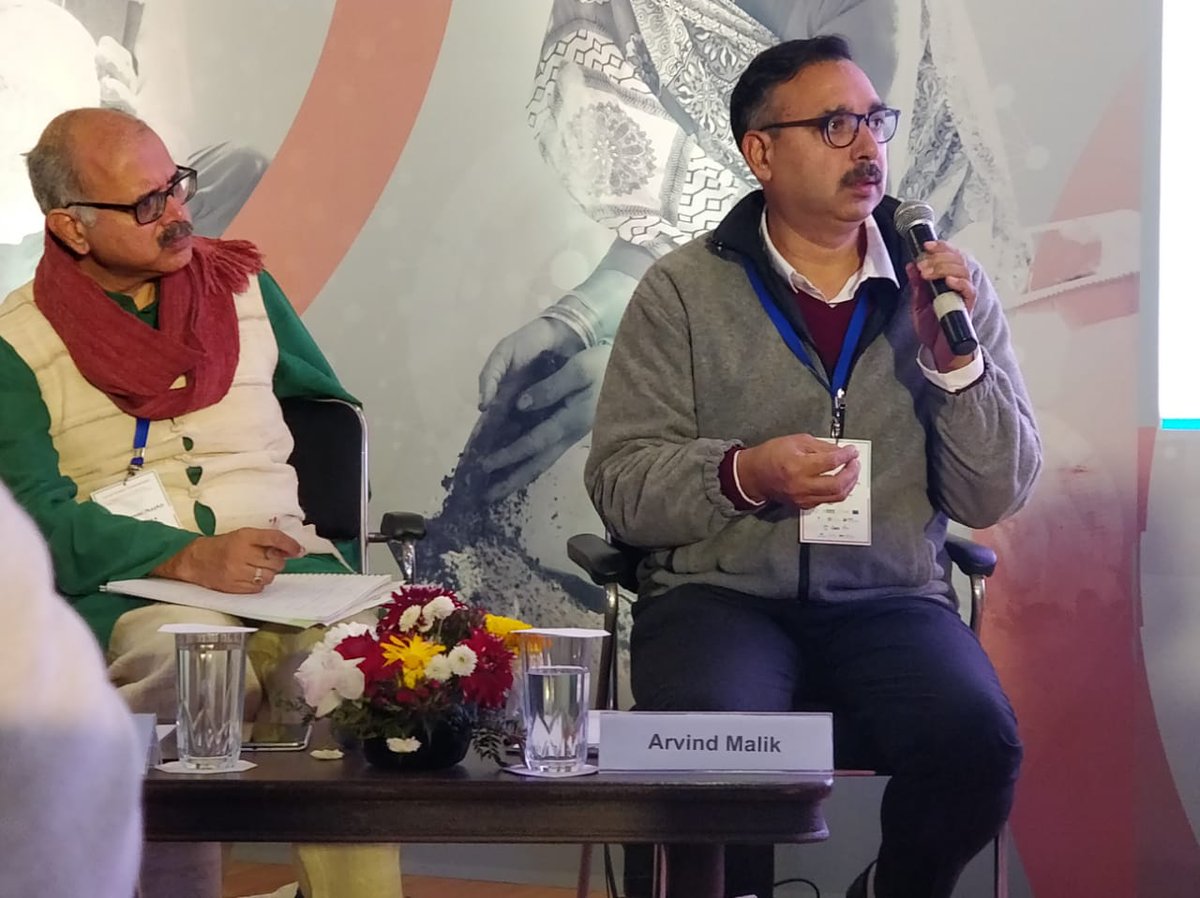 DAperspectives's tweet photo. @arvindkmalik  - We have to focus on the skills that women have, so that their capacity is enhanced and an ecosystem is built to ensure women participation in Local Green Enterprises. 

@GECoalition 
#GEC2020 #MSME #GreenEconomy #GEVoices https://t.co/gxhWtOUPIi