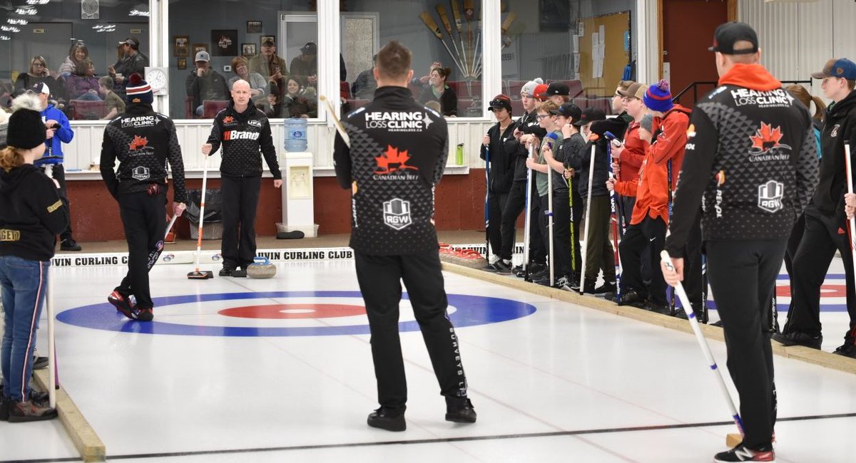 RepsolWorldwide's tweet photo. Inspiring youth to reach their goals is something that Repsol and Team Koe have in common. Tonight junior curlers in Chauvin had a great time learning from the pros. All part of building strong communities where we live and work  #RepsolCanada #RepsolGivesBack @TeamKevinKoe https://t.co/TOEr8ZSVn9