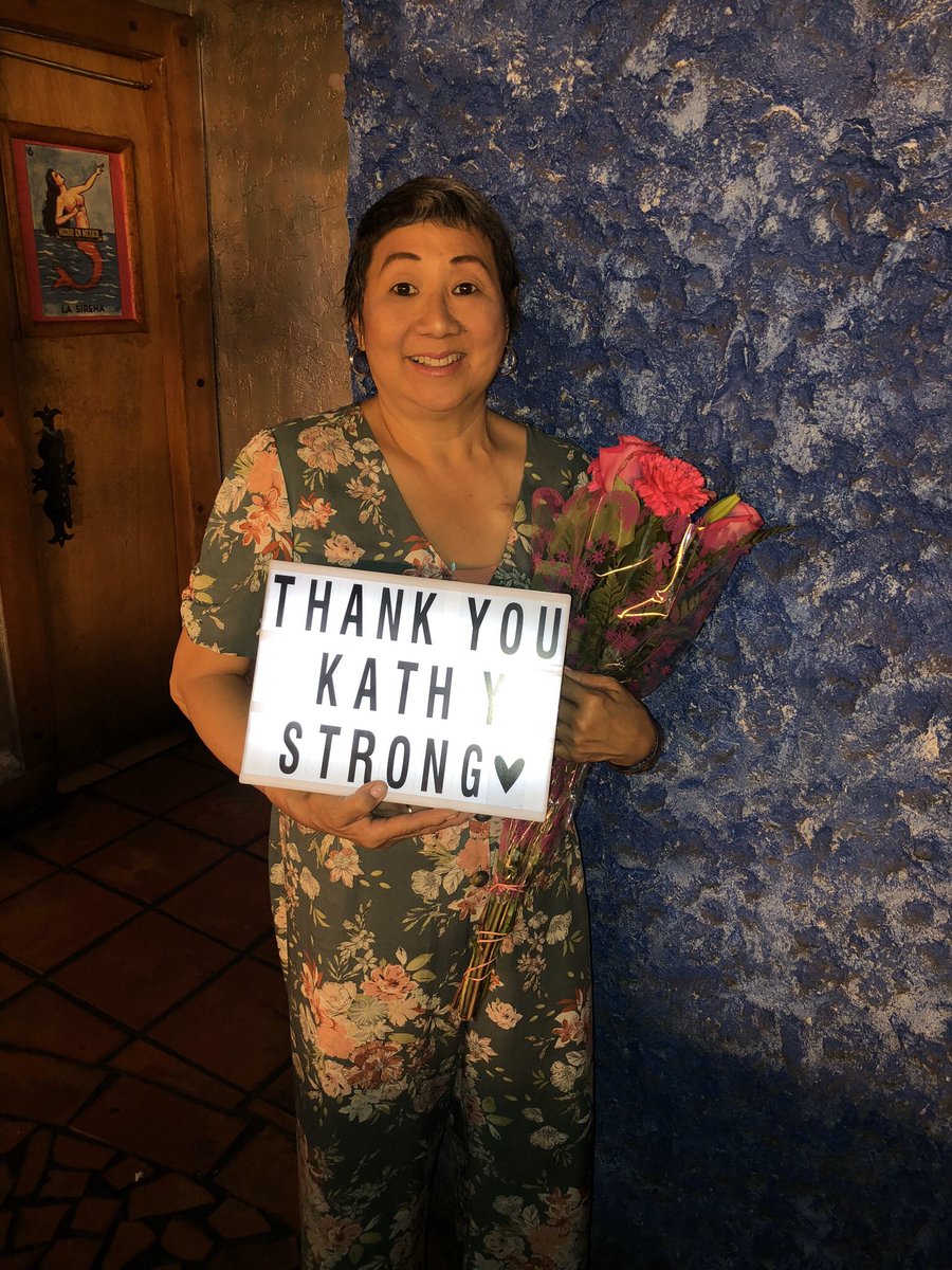 DeeMartinez_5's tweet photo. In honor of #WorldCancerDay here is a reminder of the battle Momma Kathy endured, fought, and DEFEATED. 🤍 #KathyStrong
I pray for those who lost their battle, who are fighting their battle, and who beat their battle of cancer!♥️ https://t.co/uEaq3Yq1De
