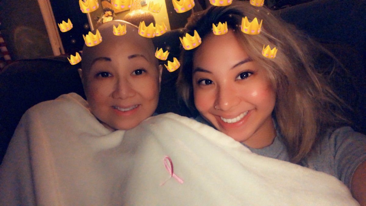 DeeMartinez_5's tweet photo. In honor of #WorldCancerDay here is a reminder of the battle Momma Kathy endured, fought, and DEFEATED. 🤍 #KathyStrong
I pray for those who lost their battle, who are fighting their battle, and who beat their battle of cancer!♥️ https://t.co/uEaq3Yq1De