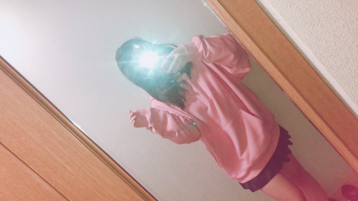 kapi_asahina_de's tweet photo. 言ってたパーカー届いたよー！
淡いピンク色っ🌸 https://t.co/QIBaom46wb
