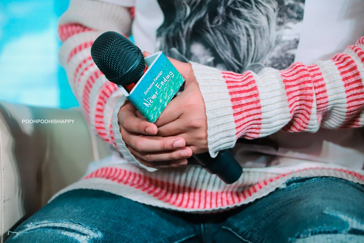 poohpoohishappy's tweet photo. You are my best story :)
#PalitFansign
#NeverEndingFansign
#NeverEndingStoryFansign
#PeckPalitchoke
#เป๊กผลิตโชค
#viehotelbangkok
#PalitGallery
#poohpoohishappy https://t.co/7kPgxnepXj