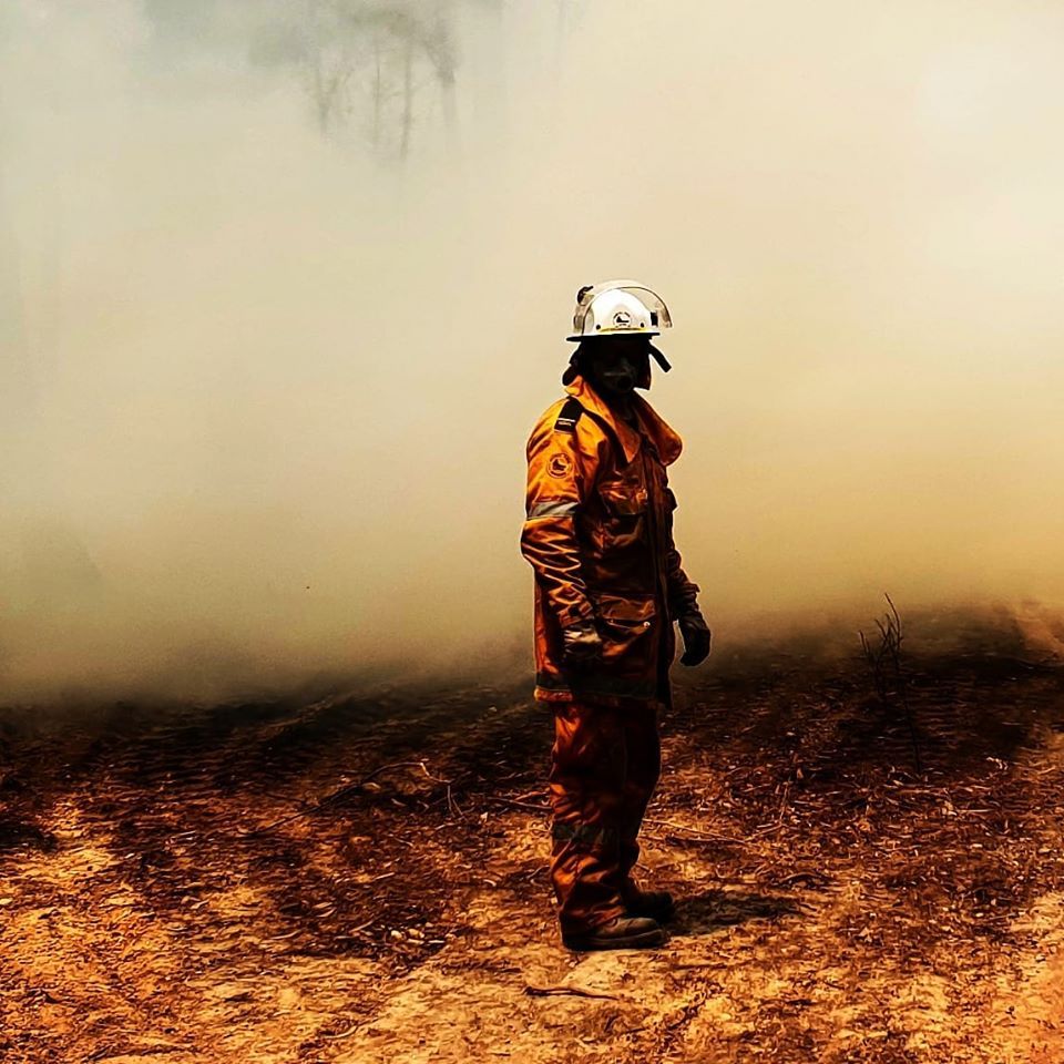 FlashoverAU's tweet photo. Strike Team Yankee, Bermagui, NSW, Australia
📷 Mark Thomas
🔥 https://t.co/qvI8QSBwSV
#Australianfires #firefighter #FlashoverAU #AustraliaBurning https://t.co/fLb1QKBqDf