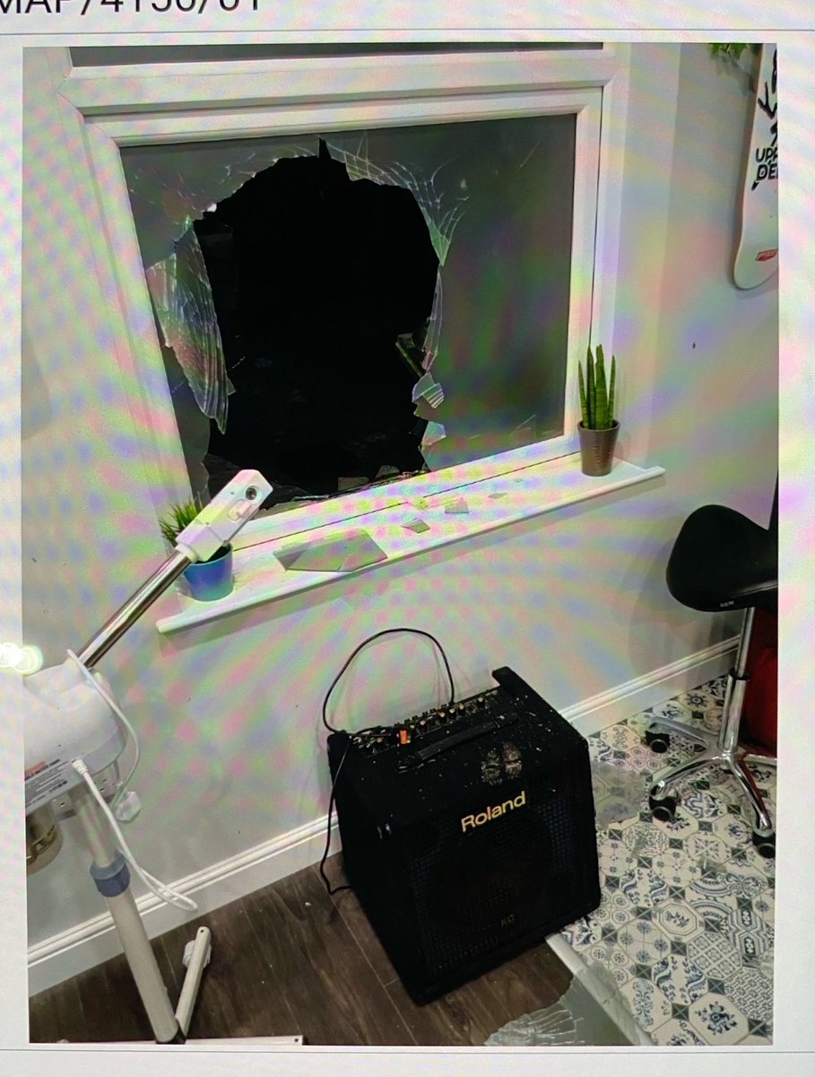 LancsRoadPolice's tweet photo. #T2TacOps not just on the roads! #HO77 came across this targeted premises in B’pool tonight! Missed the offender by 30 minutes! Plenty of forensic opportunities and clear CCTV footage. We have skills that make us a nightmare for people like you! We will find you! @OrrinCutsHair https://t.co/6SabH7q5zz