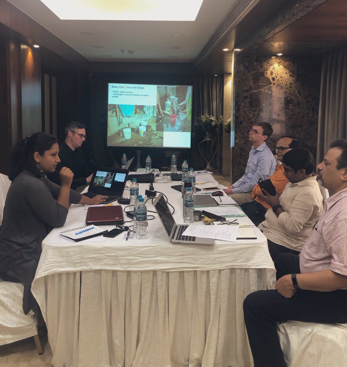 sharlene_gomes's tweet image. @H2OT2S project team sharing what we have found in Pune, Hyderabad &amp;amp; Kolkata regarding #periurban #vulnerability and water dynamics in domestic and livelihood sectors. Also, how to take this forward in #AdaptationPathways workshops.