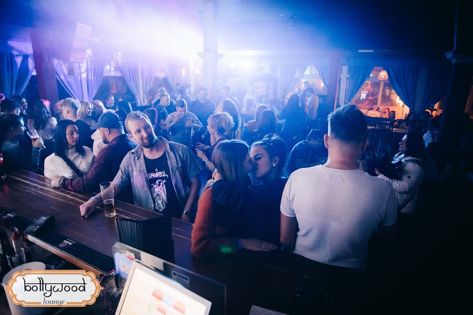 LoungeBollywood's tweet photo. #warsawnightlife #bollywoodclubwarsaw #nightlife #warsawbar #warsawclub #restauracja #food #club #sheesha #life #party #fun #love #fullenjoyment #latenight #discoparty #djnight #hookahbar ☺️ https://t.co/99IURXgeuh
Nowy Świat 58, Warszawa
☎ +48 22 827 02 83, +48 509 165 166 https://t.co/PSZPPtfr4P