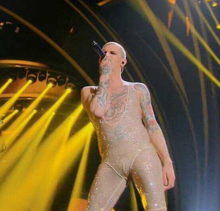 Non male l’outfit di Elodie #nonsanremo