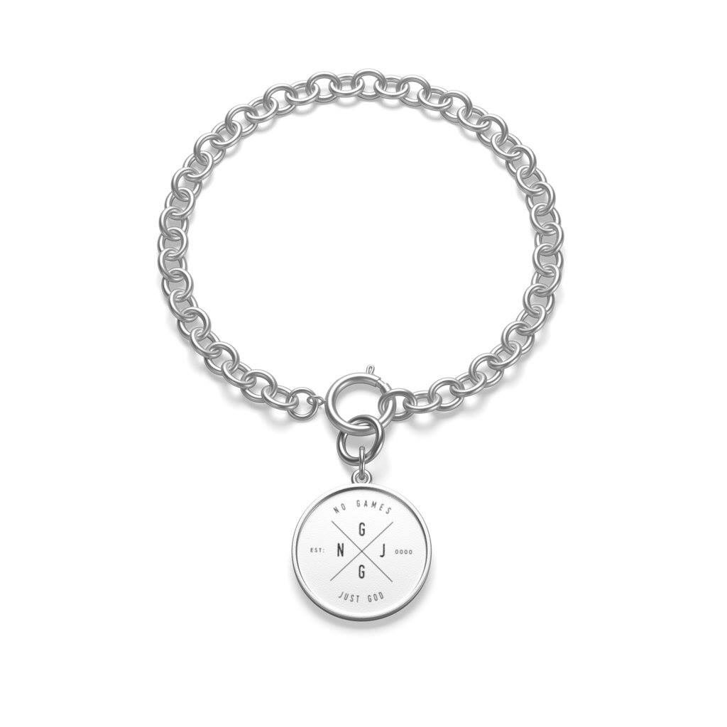 NO GAMES JUST GOD - Chunky Chain Bracelet starting at $24.95 This chunky chain bracelet emphasizes the vibrant relationship with the Father. TELL YOUR STORY WALKIN... .: Sterling silver or 18K gold plated .: Nickel and lead free Shop Now 👉👉 shortlink.store/9lchX4EIq