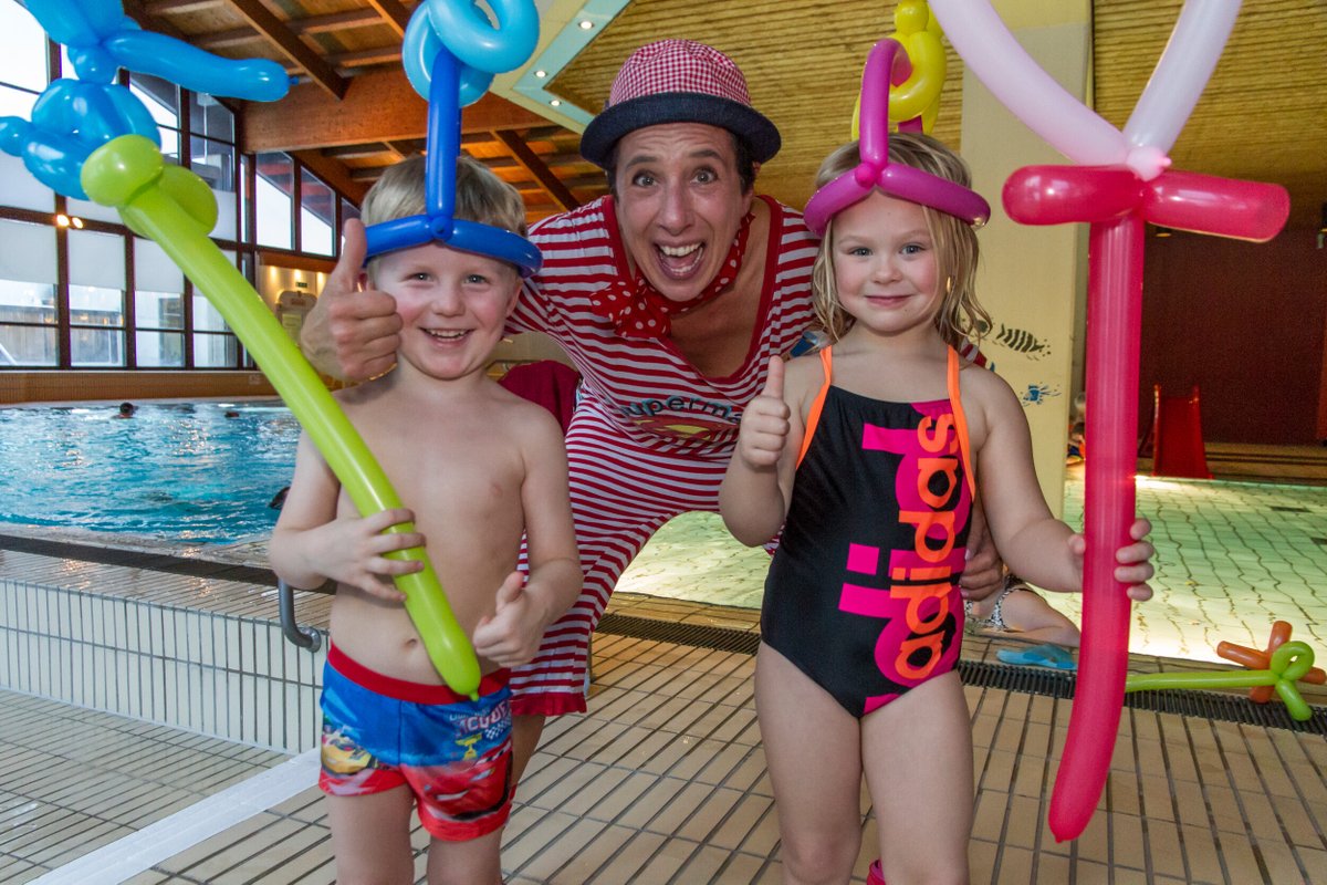 Inzell_Urlaub's tweet photo. Wer hat Lust auf Spiel, Spaß und Zauberei mit #Zauberclown Manu? 🎉🎈🎺 Dann nichts wie hin. Heute Magisch-gigantischer #Familiennachmittag im #Badepark Inzell um 15.30 Uhr. Wer kommt? Anmeldung nicht nötig.
...
#inzellimchiemgau #spass #veranstaltung #urlaub #chiemseechiemgau https://t.co/6ZwzfKnEF4