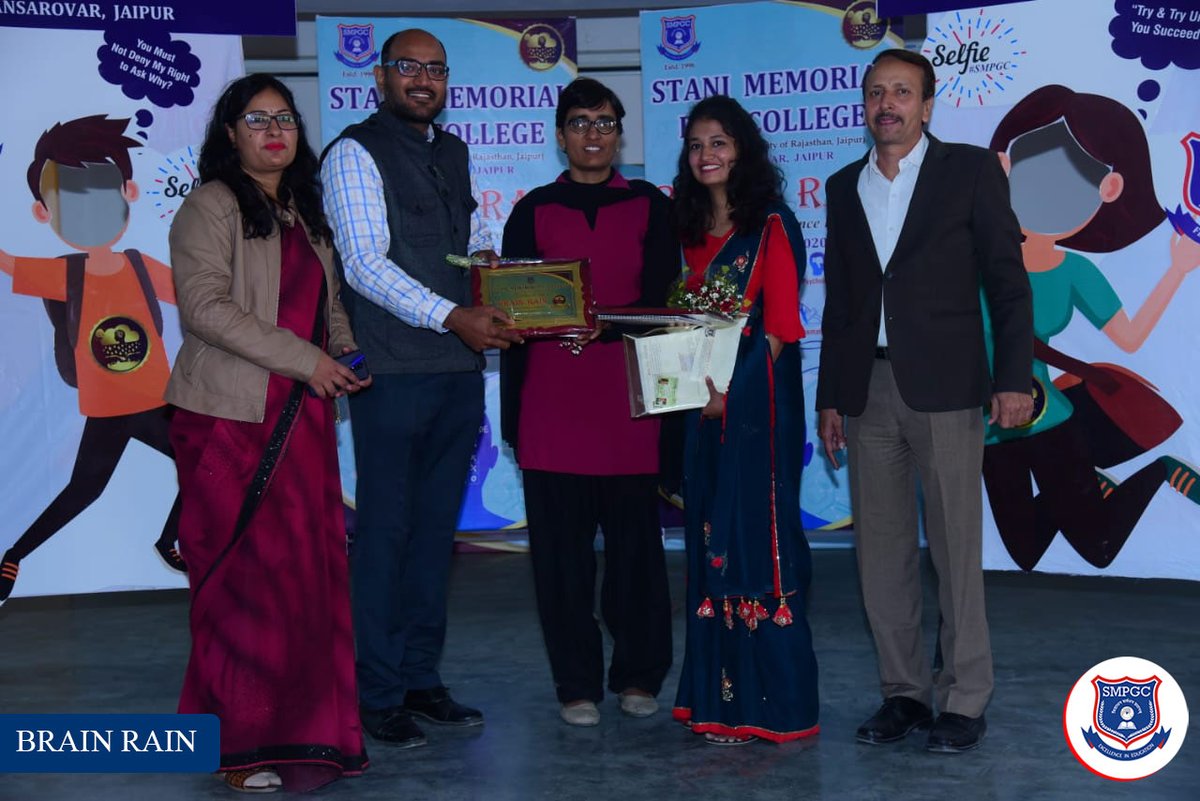 smpgc_jaipur's tweet photo. BRAIN RAIN, An Inter-Institutional Science Exhibition organized by the College.
Dr. VK Gupta, Controller of Examination, University of Rajasthan, Chief Guest of the Ribbon Cutting Function motivated and inspired the participants by his words of wisdom.
.
#SMPGC #brainrain #jaipur https://t.co/CxCC6bAS3i
