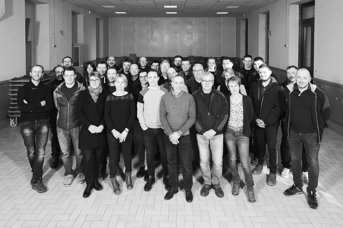 BeaujolaisSia's tweet photo. #sia2020
On se prépare!
Réunion de briefing et 📷 des 28 domaines et 2 caves coopératives qui représenteront les 12 appellations  #Beaujolais au @Salondelagri 

#BienvenueenBeaujolais 
@auvergnerhalpes @rhone_fr @ChambagriRhone @vinsbeaujolais  @tresBeaujolais @VisitBeaujolais https://t.co/zCMoYNVVDl