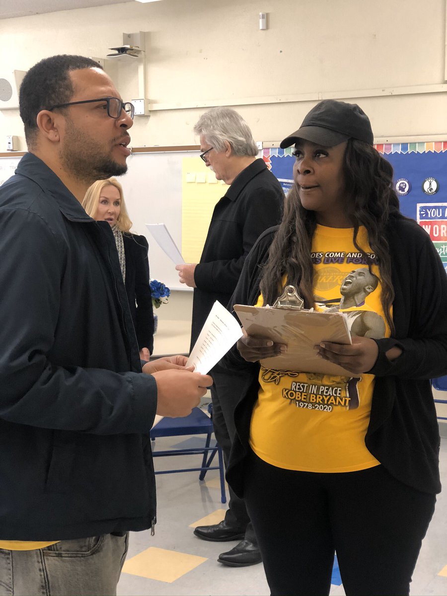 Rockstar Principal Green is leading Peary MS for the first time and she quickly mobilizes and builds the capacity of her Instructional Leadership Team.  <a href="/chou_leelee/">Lee Lee Chou</a> <a href="/LASchools/">Los Angeles Unified</a> @LAUSDLDSouth <a href="/cgreeng6/">Christina Green</a>