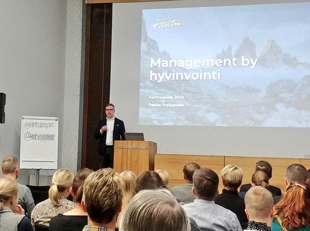 pasiptkn's tweet photo. Management by perk... eiku hyvinvointi! Aamun avasi Pekka Pohjakallion loistava esitys asioista, joiden pitäisi olla jo arkea kaikissa yrityksissä. Matkaa on kuitenkin vielä edessä. #hyvinvointi #jaksaminen #hintsaperformance https://t.co/eWwxFhFXwy