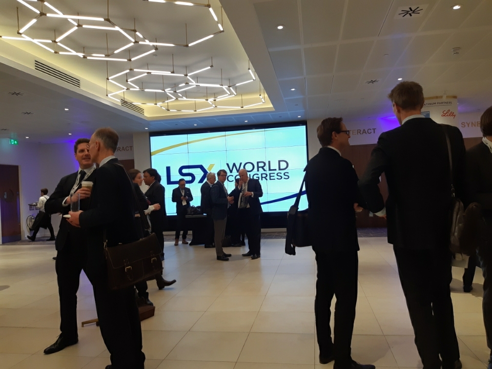 <a href="/InsermTransfert/">Inserm Transfert</a> est présent à Londres au #LSXWorld organisé par <a href="/LSXLeaders/">LSX Leaders</a> avec <a href="/paulinesoligna1/">Pauline Solignac</a> qui accompagne des sociétés partenaires.
Au menu : "#strategy, #investment, #partnering, commercialisation for #lifesciences executive leaders"