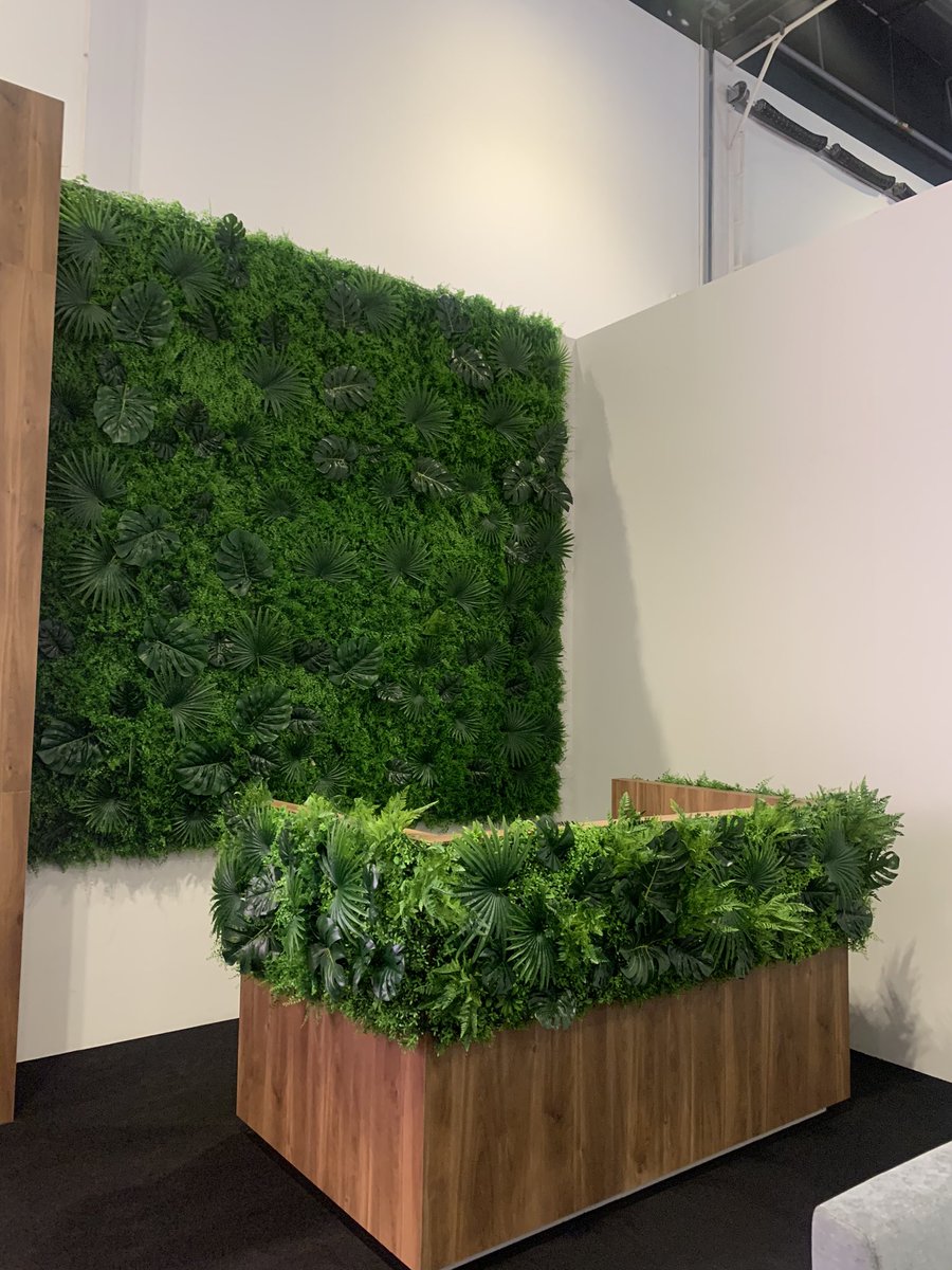 pjfcoleshill's tweet photo. Team pjf have been busy florists this week @ExCeLLondon @ICE_London #exhibitionflorist #teampjf https://t.co/BBAPiZksy1