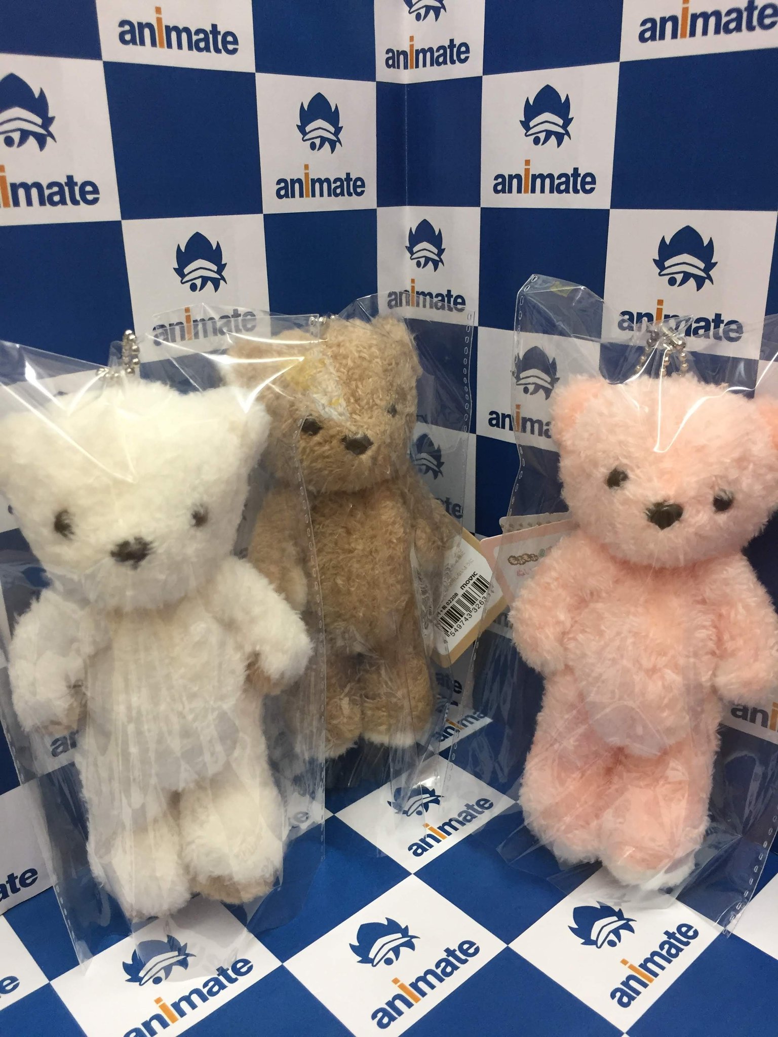 アニメイト川崎 グッズ入荷情報 もふもふ くまめいと ぬいぐるみマスコット の ミルキーホワイト ミルキーブラウン ミルキーピンク が入荷しましたサキ この可愛さ伝わるサキか どの子もとっても可愛いので 是非店頭でお買い求め