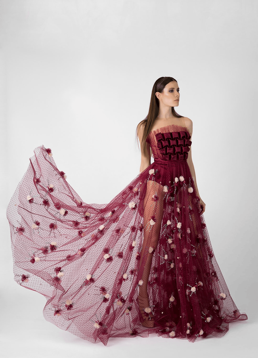 fmoyaixo's tweet photo. Juan Vidal, premio a la mejor #colección de una semana de la moda de Madrid que acaba con un balance irregular https://t.co/xZ8MFF6fxY https://t.co/HuE77BadA3