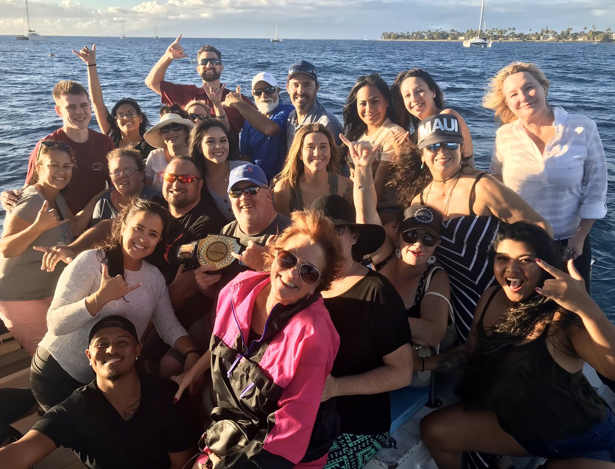 What a great time celebrating the Q4 Belt for OPC and our Marketing Q1 Team Building while watching whales! 💙🐳 We are so blessed here in Maui! #JustDoIt #LiveLikeVinny #TeamHawaii #MauiMANA #OhDebbie 😂