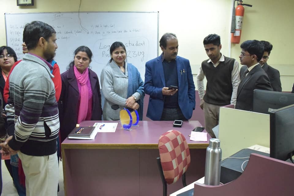 ITSMohanNagar's tweet photo. #ITSUGCampus organized Hackathon for #BCA_students and #LogoDesign for BCA and #BBA_students on 28th January 2020.
#HackathonandLogoDesign is the initiative by the #Technotrixclub to test the knowledge of students of programming and creativity.
Click: https://t.co/BwXhIB27Du https://t.co/cwJIOjRpZ9