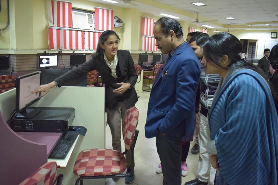 ITSMohanNagar's tweet photo. #ITSUGCampus organized Hackathon for #BCA_students and #LogoDesign for BCA and #BBA_students on 28th January 2020.
#HackathonandLogoDesign is the initiative by the #Technotrixclub to test the knowledge of students of programming and creativity.
Click: https://t.co/BwXhIB27Du https://t.co/cwJIOjRpZ9
