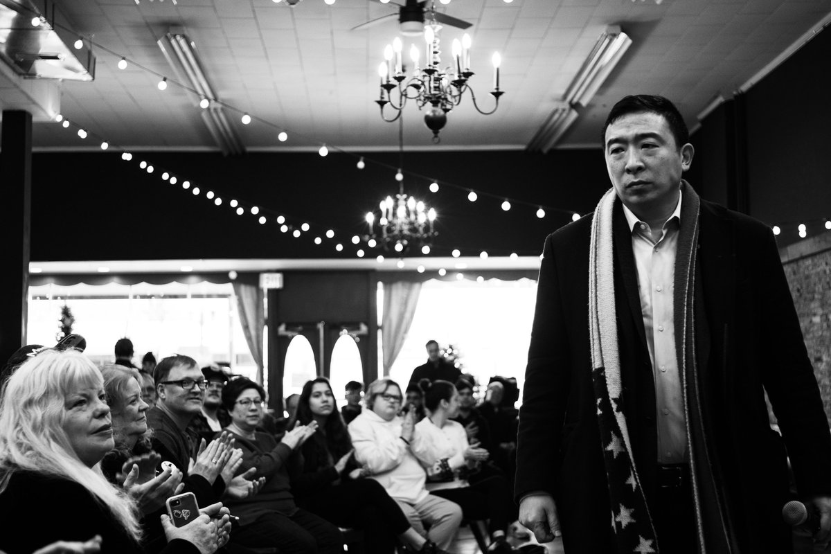 DavidKuo's tweet photo. @GlitchBro1987 #PresidentialAF https://t.co/fmKlwlXmWO