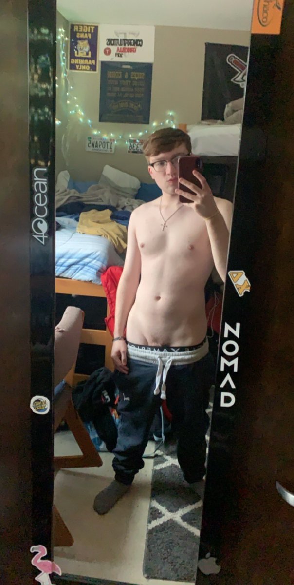 Exposedguys_129's tweet photo. Iβm selling pics and vids so HMU ! And I need a sugardaddy #sugarbaby #sugardaddyneeded #gay #gayguy #gay18 #sellingnudes #sellingpictures #gaydaddyson #feetpicturesforsale #feetpicsforsale #feetbuyers #bimen #biguys #biteens #nudes #sugardaddies #sugardaddy https://t.co/JVvsENz09T