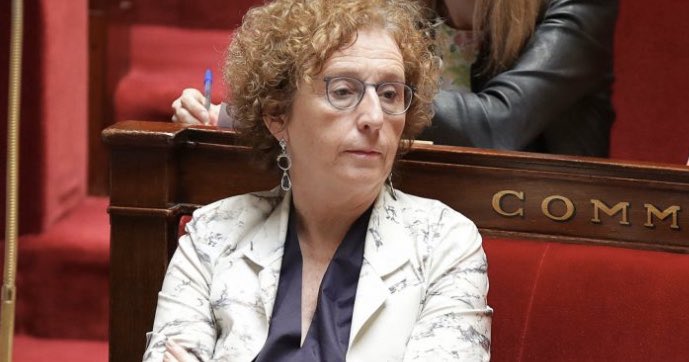denisquinqueton's tweet photo. Dernière ligne de défense de @murielpenicaud pour se défausser de son refus et de celui des députés @LaREM_AN d’allonger le congé pour #deuilparental : « les parlementaires ne peuvent pas voter quelque chose qui n’est pas clair ». Ça vaut aussi pour le #projetretraite à trous ? https://t.co/2MEWiClYLY