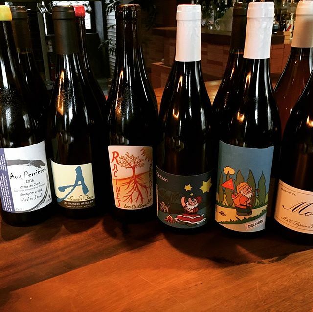 新入荷ワイン!! 併せて遅くなりましたが

2月の定休日は
5日（水）
12日（水）
19日（水）
20日（木）
25日（火）
26日（水）
とさせていただきます。よろしくお願いいたします。
#kiln#木屋町#四条#薪焼き#レストラン