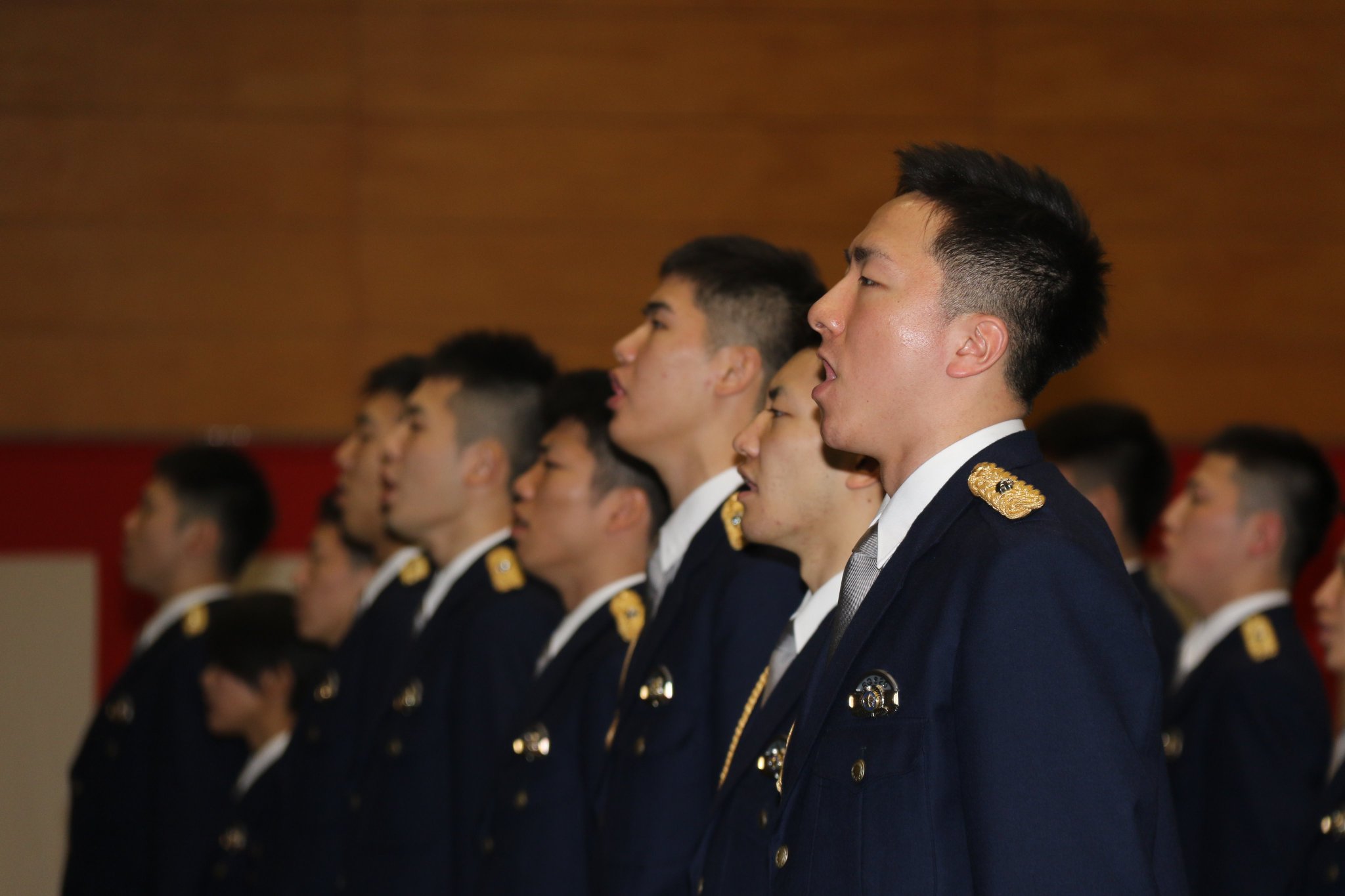 福島県警察安全 安心情報 福島県警察官 警察職員採用情報 1 24 金 福島県警察学校において 初任科生 の卒業式が行われました 卒業生は皆 希望に満ちあふれ とても凛々しく 立派に