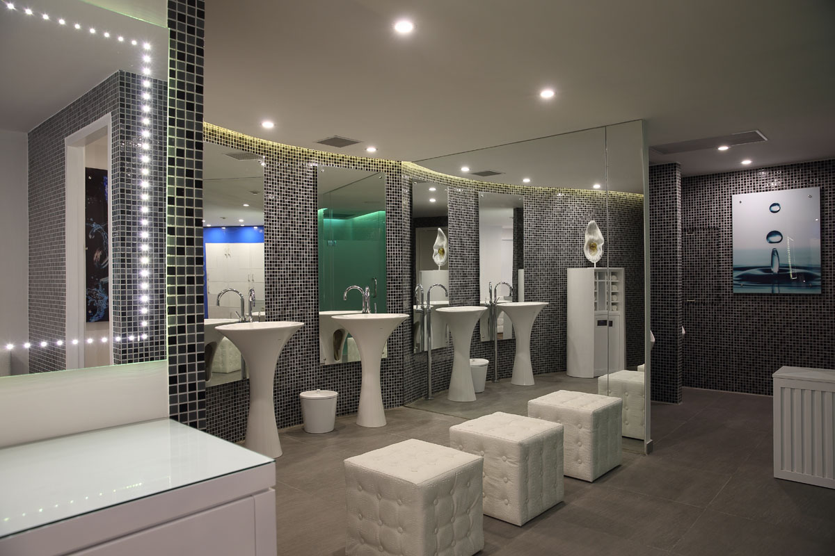 AcquaPerlaSpa's tweet photo. Just for your information, this chic place is a changing room.

#acquaperlaspa #doublesix #seminyak #spa #balispa #spaday #wednesdaythoughts #vacation #bali https://t.co/UXXPxVPVNq