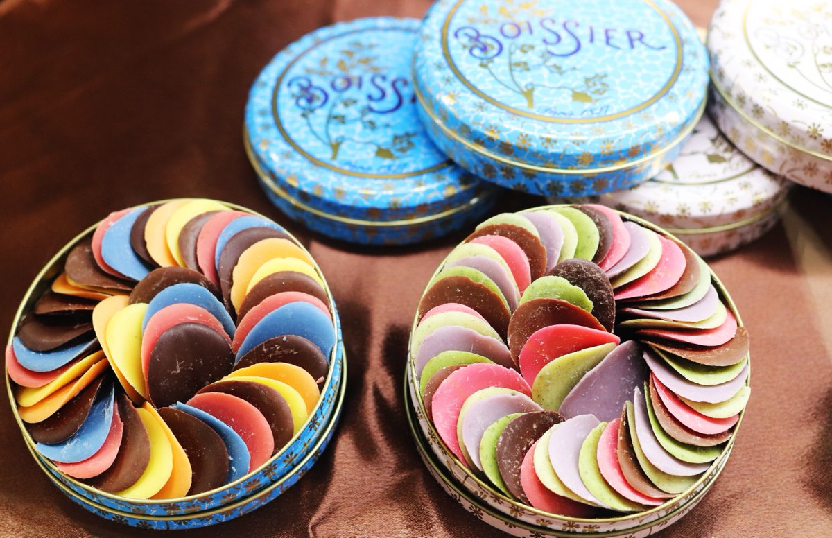 伊勢丹グルメ Isetan Na Tviteru 花びらのようなボワシエ のチョコレート 美しいですね 伊勢丹新宿店 ボワシエ