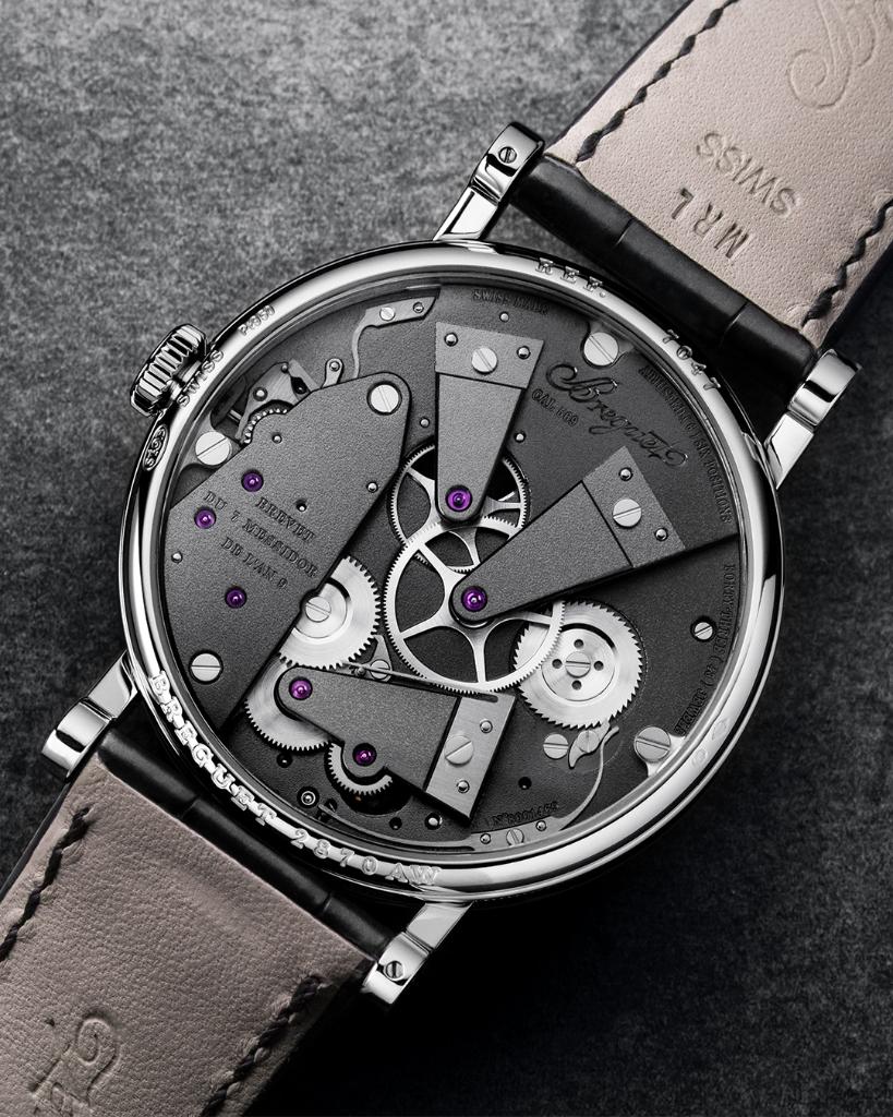 MontresBreguet's tweet photo. Such accomplished design enhances each and every component.
#ref7047 #TraditionCollection #BreguetTourbillon https://t.co/EqUXjhAZWj