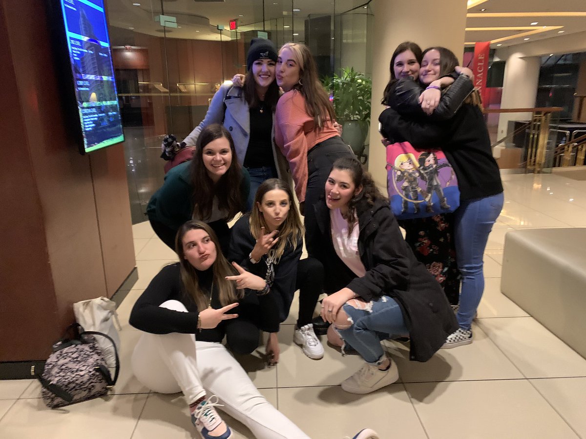 jodanverss's tweet image. the faaaam 🥰💕
p.s. thank you to @jopinionated for being the best photographer ever!
#unitydays #unitydays2020