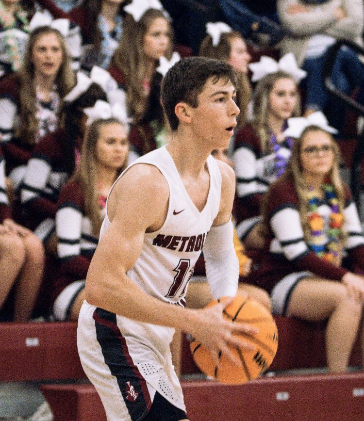 MetrolinaMBB's tweet photo. Stat Leaders for tonight’s 62-50 win vs WestminsterCatawba

2020 6’2 G @drew_pat3 
34P-4R-3A

2021 6’1 G @_CamdenJohnson 
10P-5R-2B

2020 6’5 F @jake_brockmann 
8P-4R-3A https://t.co/biQyif69ig