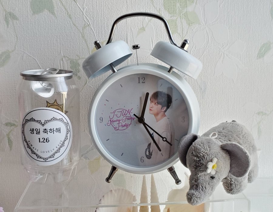ジェジュン グッズ目覚まし時計 赤白各ボイスメッセージ ジェジュン グッズ目覚まし時計 赤白各ボイスメッセージ