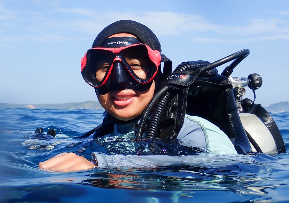 monkeydivesph's tweet photo. Heeheeheeh 😁
Jom ikut hakak g diving. Kayuh kaki beralun ombak. Haaa gitchuu.
https://t.co/hZ3RXlfX68
#monkeydivesph #MDFamily
#DontTellMamaIdive🙉
#MalaysiaTrulyAsia #CutiCutiMalaysia
#visitMalaysia #exploreMalaysia https://t.co/GFKTuwcgJq